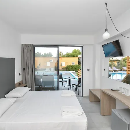 Evita Mare Hotel 4*