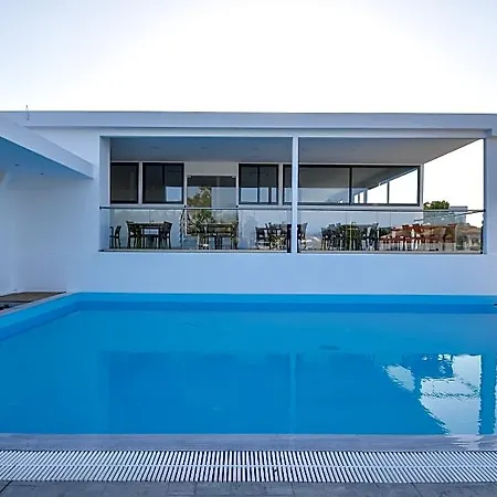 Evita Mare Hotel
