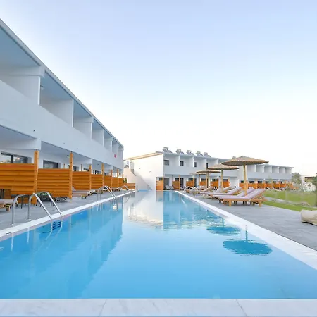מלון Evita Mare 4*
